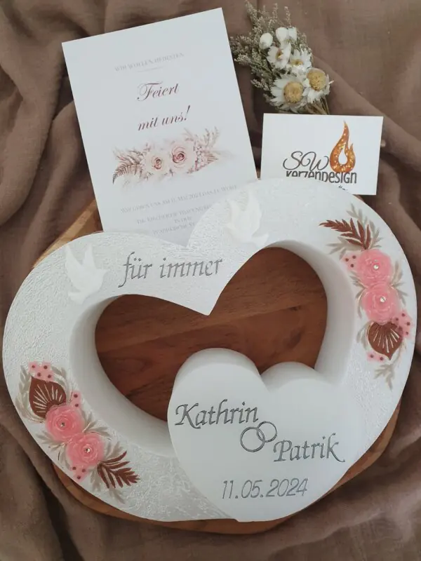 Hochzeitskerze Doppelherzform
