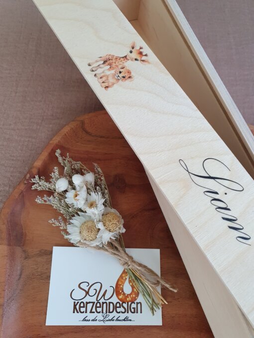 Holzbox "Giraffe mit Löwe" – Bild 2