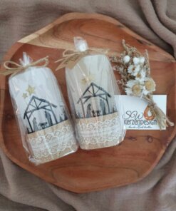 Kerze "Weihnachtskrippe" beige – Bild 3
